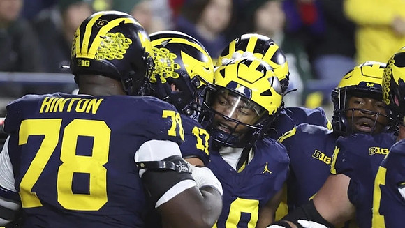 Myles Hinton (78), Marlin Klein (17), and Kalel Mullings (20)