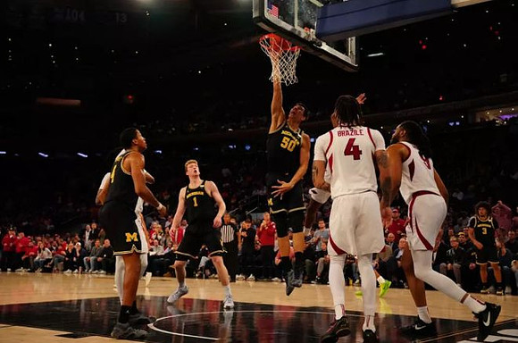 Nimari Burnett (4), Danny Wolf (1), Vladislav Goldin (50), and Tre Donaldson (3)