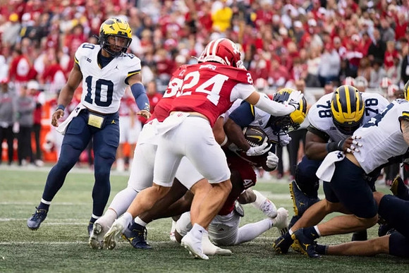 Alex Orji (10), Kalel Mullings (20), and Myles Hinton (78)