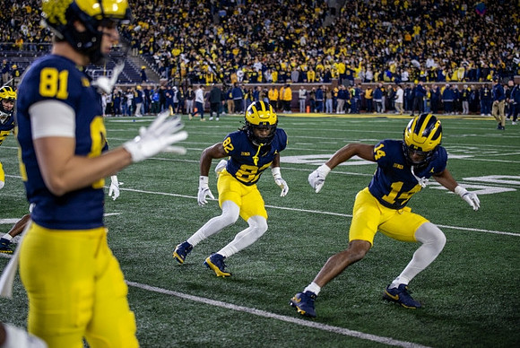 Peyton O'Leary (81), I'Marion Stewart (82), and Channing Goodwin (14)