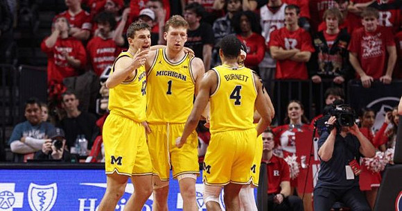 Will Tschetter (42), Danny Wolf (1), Nimari Burnett (4), and Roddy Gayle Jr. (11)