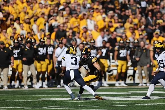 A.J. Henning (3) and Caden Kolesar (35)