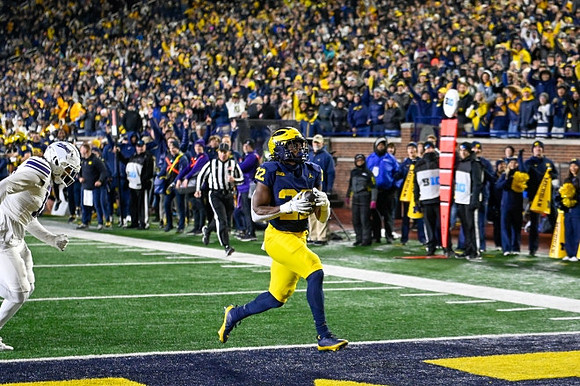 Tavierre Dunlap (22)