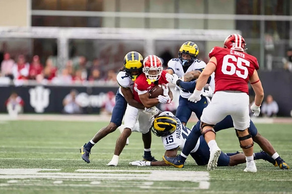 Makari Paige (7), Ernest Hausmann (15), and Quinten Johnson (28)