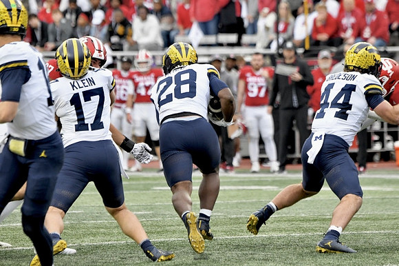 Davis Warren (16), Marlin Klein (17), Benjamin Hall (28), and Max Bredeson (44)
