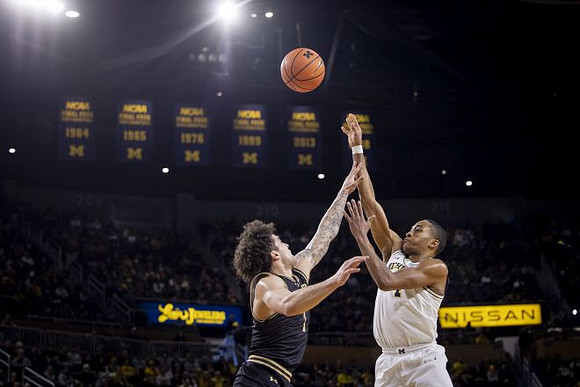 Nimari Burnett (4)