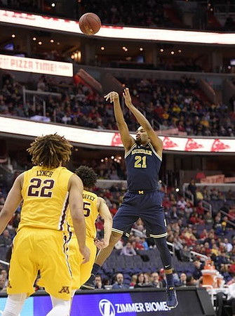Zak Irvin (21)