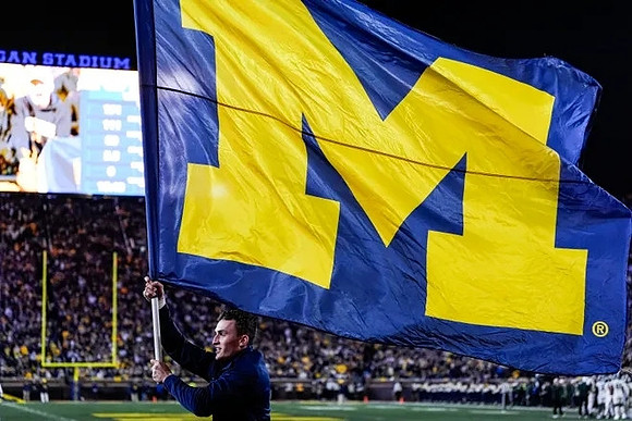 Michigan Cheerleaders