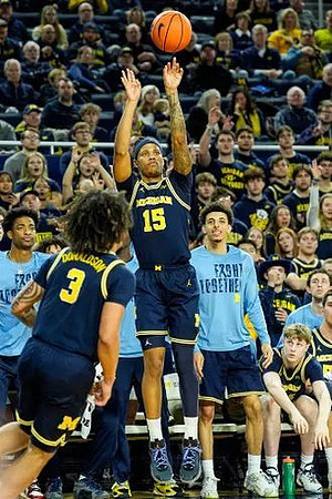 Tre Donaldson (3) and Rubin Jones (15)