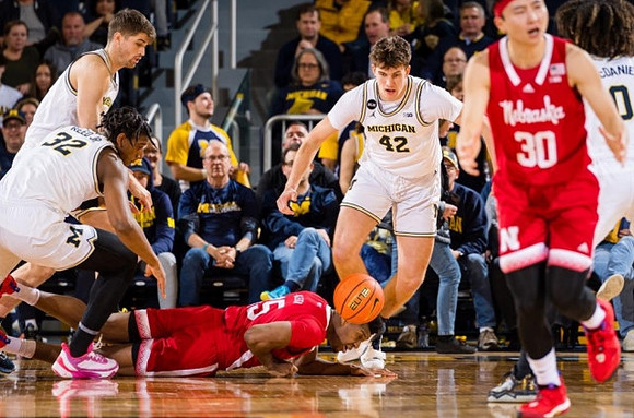 Joey Baker (15), Tarris Reed Jr. (32), Will Tschetter (42), and Dug McDaniel (0)