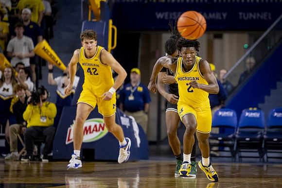 Will Tschetter (42) and L.J. Cason (2)