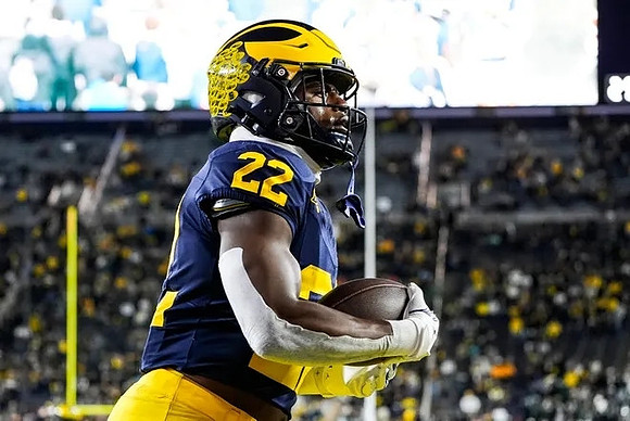Tavierre Dunlap (22)