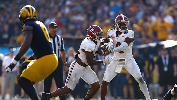 Derrick Moore (8)