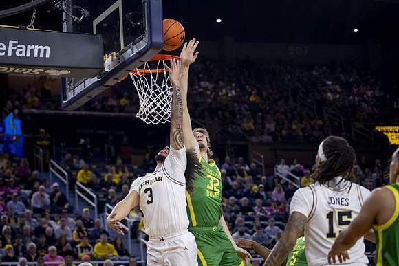 Tre Donaldson (3) and Rubin Jones (15)