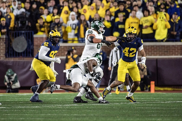 Ike Iwunnah (92) and TJ Guy (42)