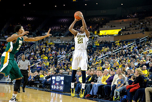 Zak Irvin (21)