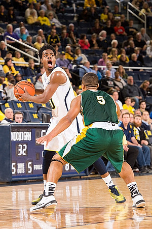 Derrick Walton Jr. (10)