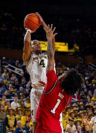 Nimari Burnett (4)