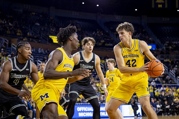 L.J. Cason (2), Will Tschetter (42), and Sam Walters (24)