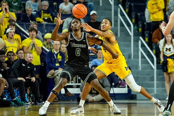 Nimari Burnett (4)