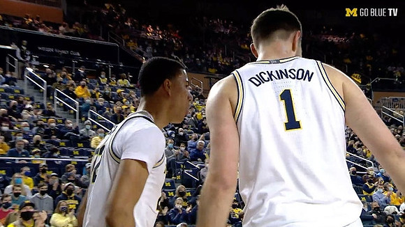 Caleb Houstan (22) and Hunter Dickinson (1)