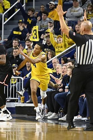 Nimari Burnett (4)