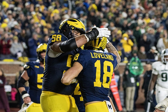 Giovanni El-Hadi (58) and Colston Loveland (18)