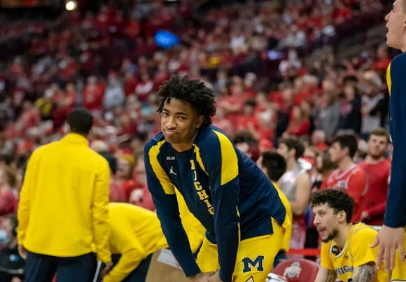 Jace Howard (25) and Brandon Johns Jr. (23)