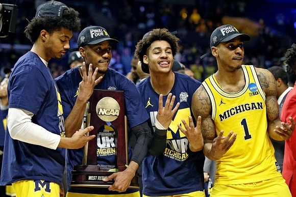 Ibi Watson (23), Muhammad-Ali Abdur-Rahkman (12), Jordan Poole (2), and Charles Matthews (1)