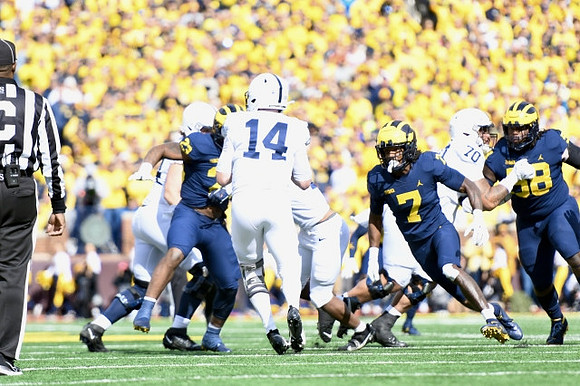 Michael Barrett (23), Makari Paige (7), and Mazi Smith (58)