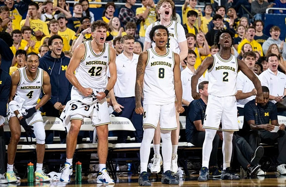 Nimari Burnett (4), Will Tschetter (42), Phat Phat Brooks (8), and L.J. Cason (2)