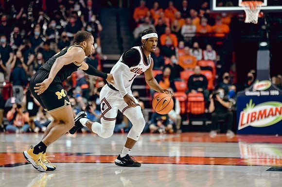 DeVante' Jones (12)