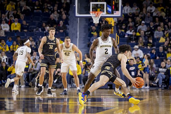 Rubin Jones (15), Will Tschetter (42), and L.J. Cason (2)