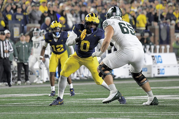 Aamir Hall (12) and Josaiah Stewart (0)