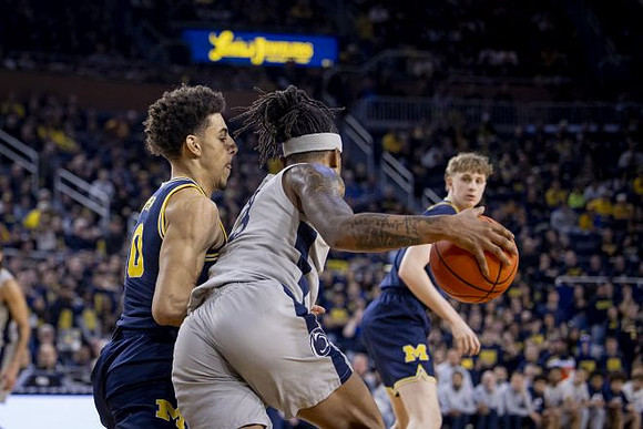 Justin Pippen (10) and Sam Walters (24)