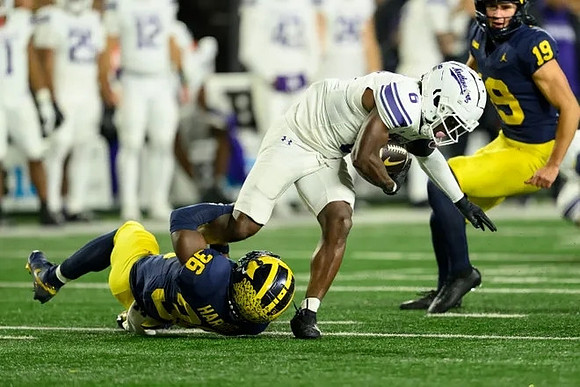 Keshaun Harris (36) and Tommy Doman (19)