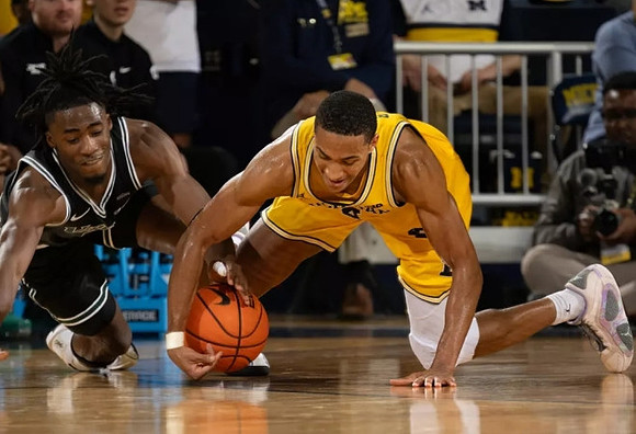 Nimari Burnett (4)