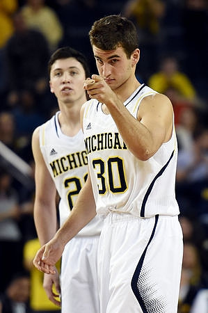 Sean Lonergan (20) and Austin Hatch (30)