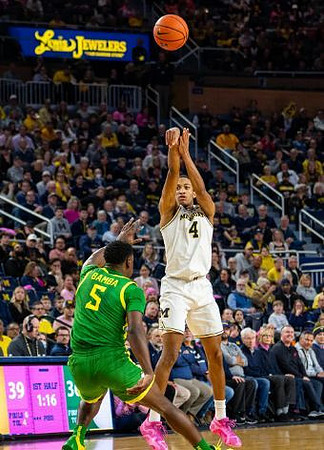 Nimari Burnett (4)