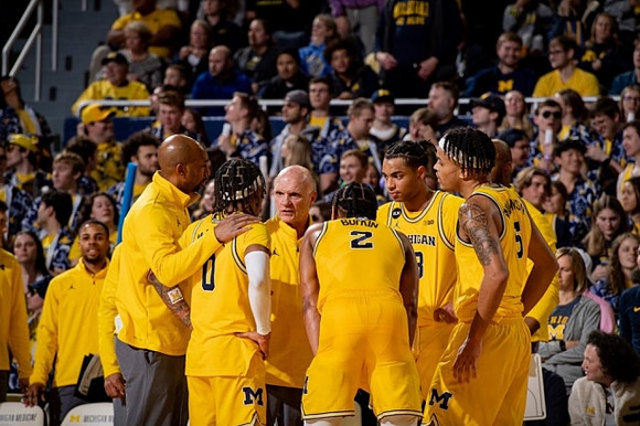 Saddi Washington, Dug McDaniel (0), Phil Martelli, Kobe Bufkin (2), Jett Howard (13), and Terrance Williams II (5)
