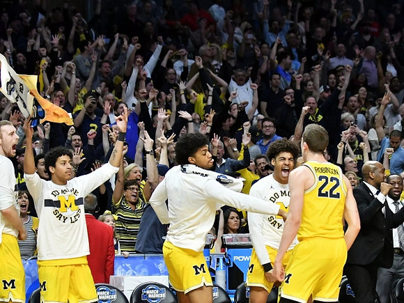 Austin Davis (51), Eli Brooks (55), Ibi Watson (23), Jordan Poole (2), and Duncan Robinson (22)