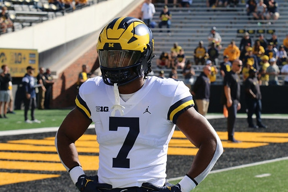 Donovan Edwards (7)
