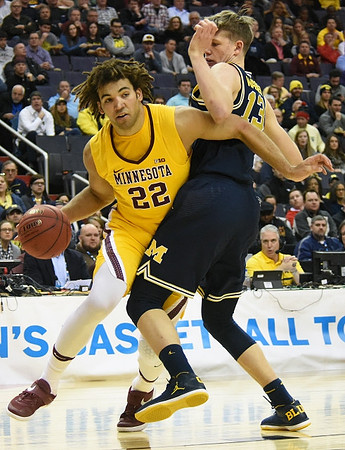 Moritz Wagner (13)