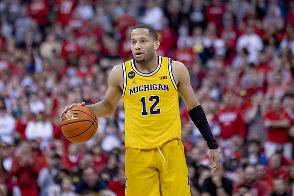 DeVante' Jones (12)
