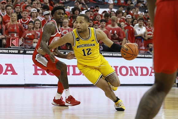 DeVante' Jones (12)