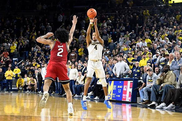 Nimari Burnett (4)