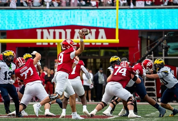 Wesley Walker (13) and Jimmy Rolder (30)