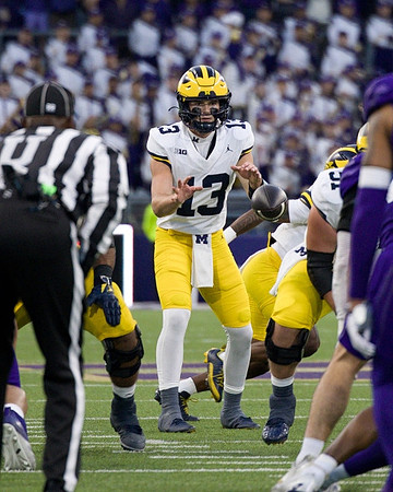 Jack Tuttle (13) and Greg Crippen (51)