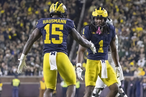 Ernest Hausmann (15) and Jaishawn Barham (1)