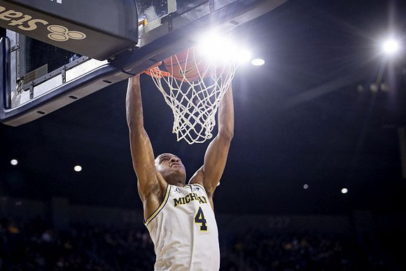 Nimari Burnett (4)
